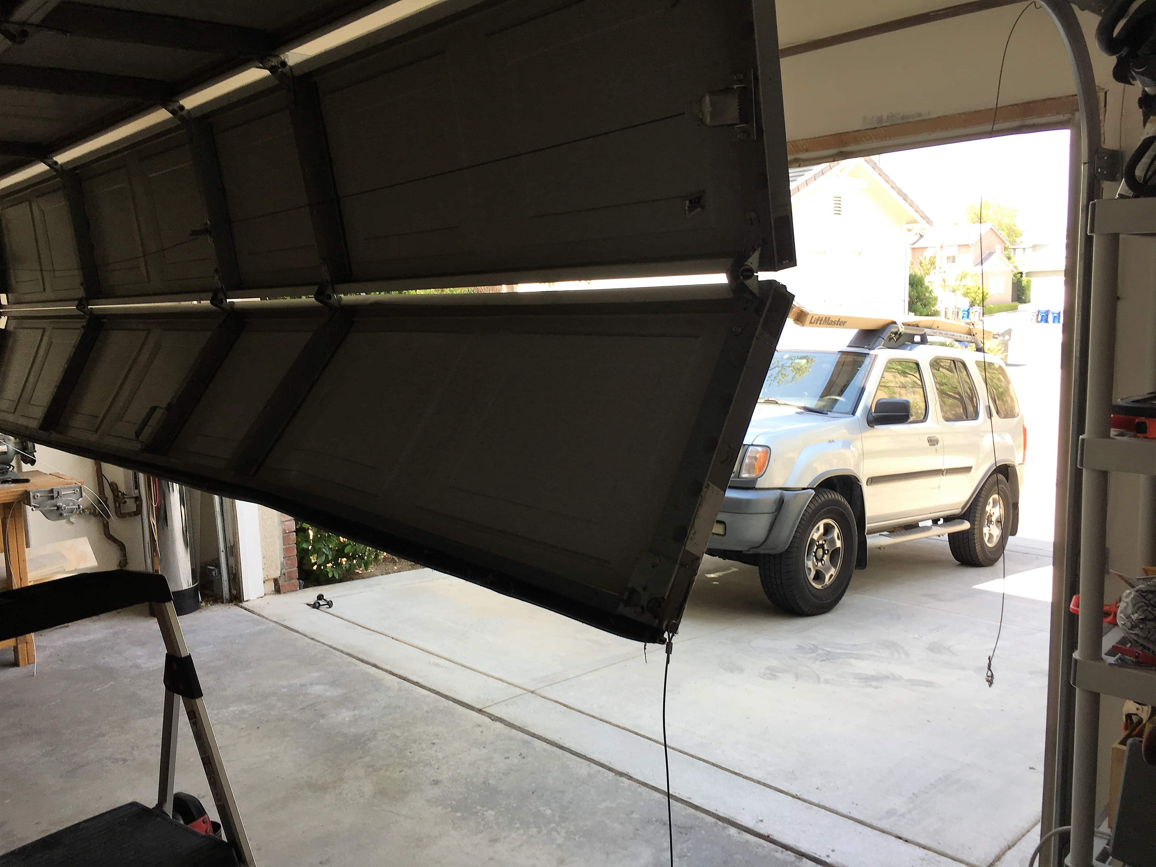 Emergency Off Track Service Aer Garage Door Repair We At Aer Garage Door Repair Santa Clarita Specialize In Handling Emergency Off Track Service