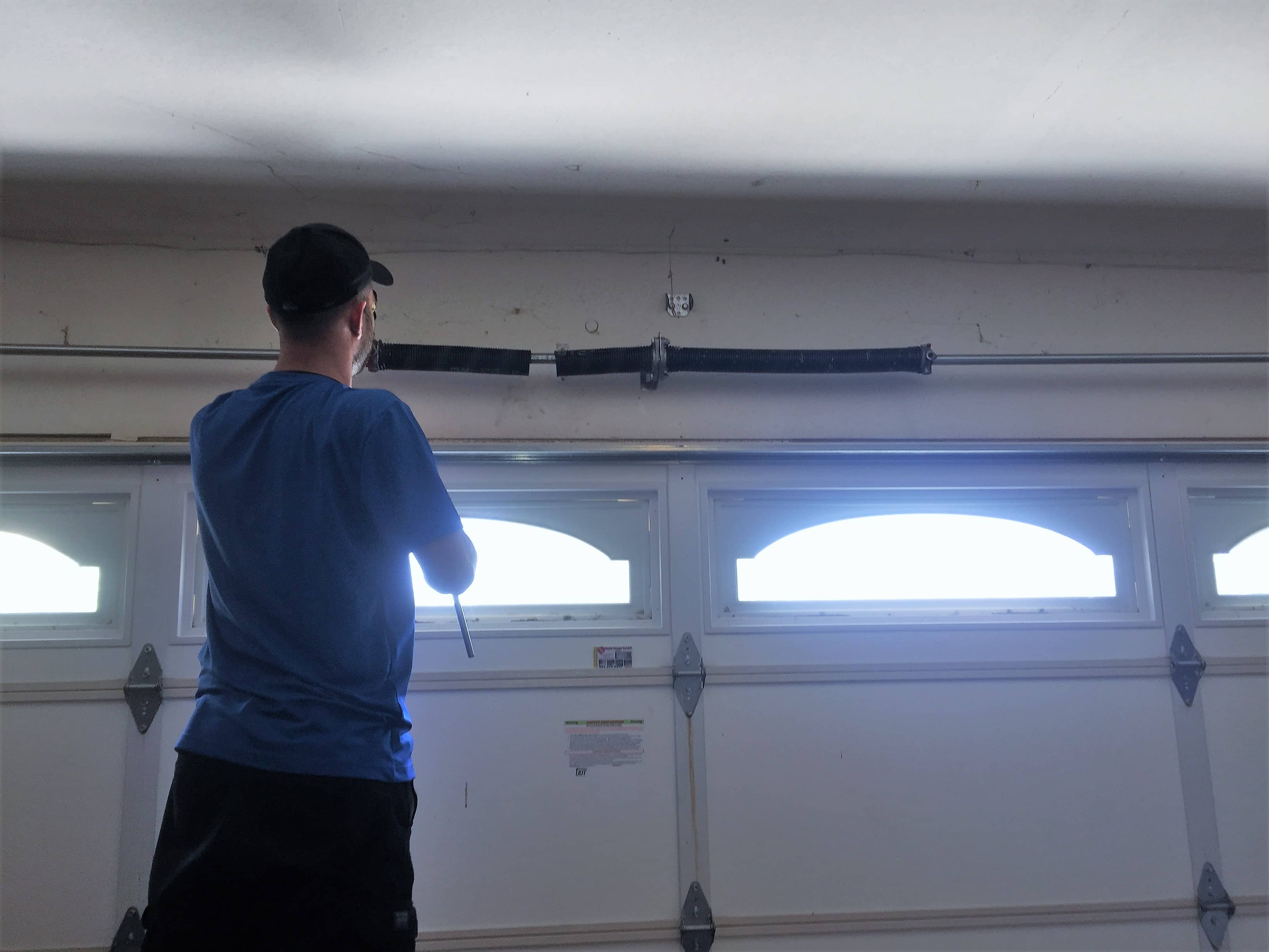 AER Garage Door Repair Santa Clarita, CA (661) 3473090